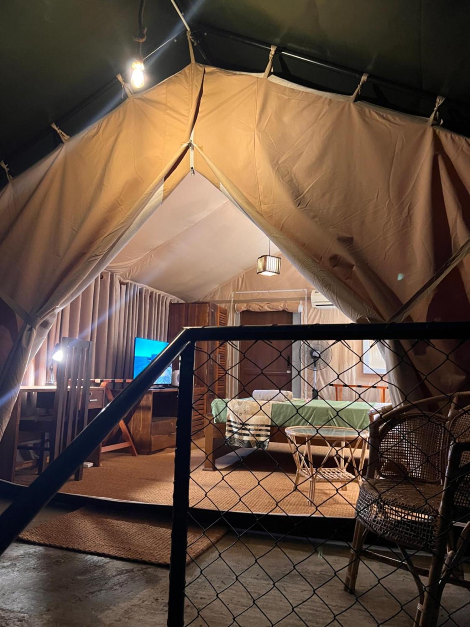 At One - Glamping Hotel Rekawa Kültér fotó