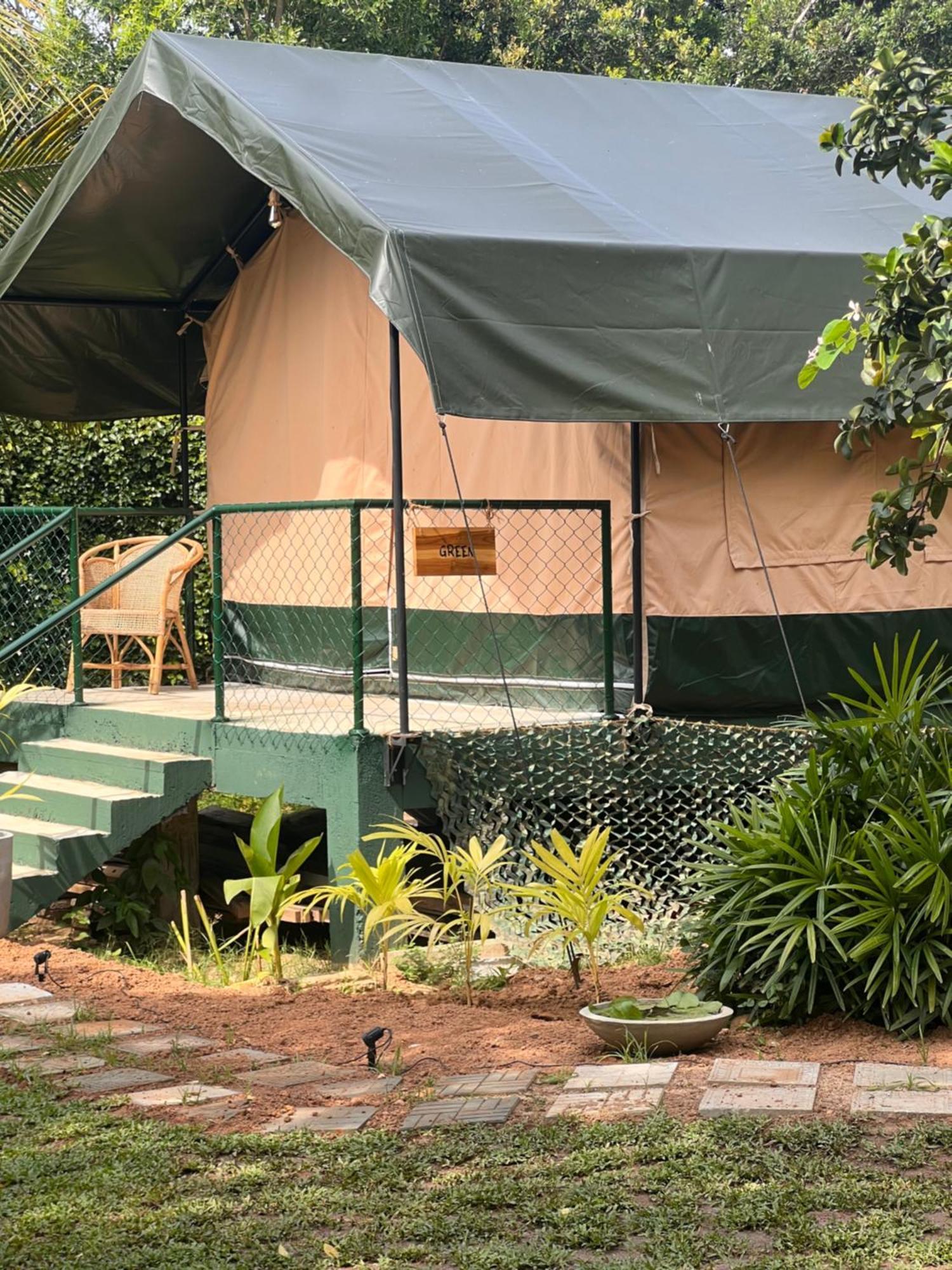 At One - Glamping Hotel Rekawa Kültér fotó
